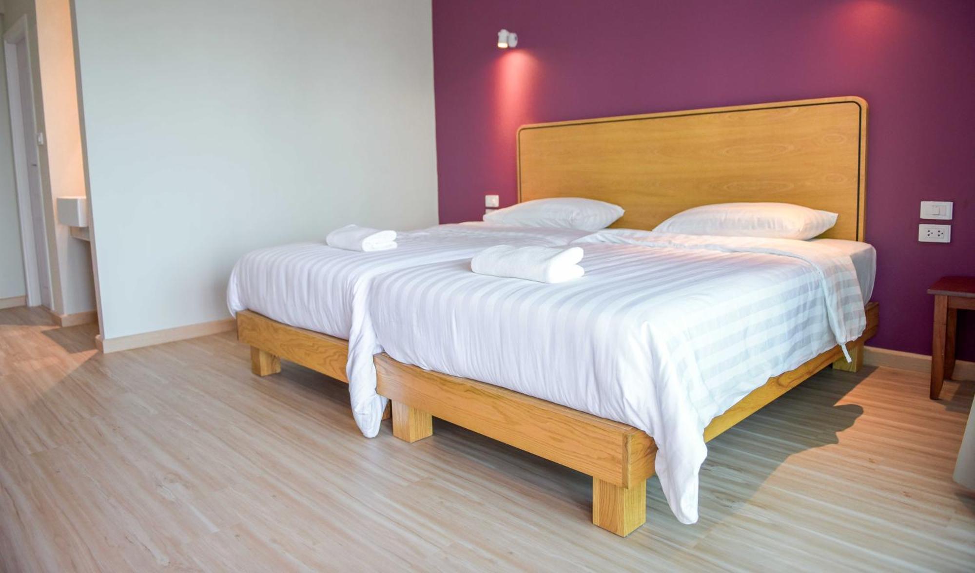 Seaman Resort Haad Chao Samran Buitenkant foto